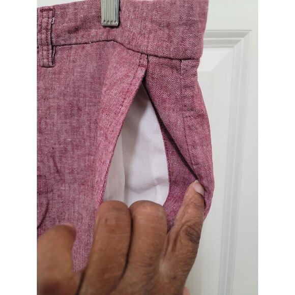 Old Navy Men's Red Herringbone Shorts With Button Closure & Pockets Size 38 - Picture 4 of 12